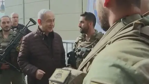 רה"מ נתניהו מבקר חיילים בצפון רה"מ נתניהו מבקר חיילים בצפון