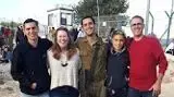 סרן (במיל') רון אפרימי, מהוד השרון, קצין הנדסה קרבית ביחידת יהל"ם, נפל בקרב במרכז רצועת עזה, בן 26 בנופלו.
סרן (במיל') רון אפרימי, מהוד השרון, קצין הנדסה קרבית ביחידת יהל"ם, נפל בקרב במרכז רצועת עזה, בן 26 בנופלו.