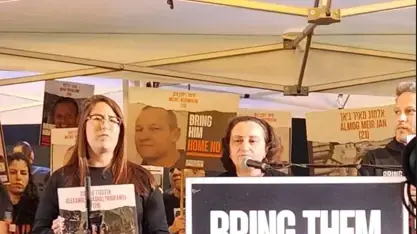 עצרת ״100 ימים של גיהנום״ לציון 100 ימים לחטיפה, כיכר החטופים, תל אביב. 13 בינואר 2024 עצרת ״100 ימים של גיהנום״ לציון 100 ימים לחטיפה, כיכר החטופים, תל אביב. 13 בינואר 2024