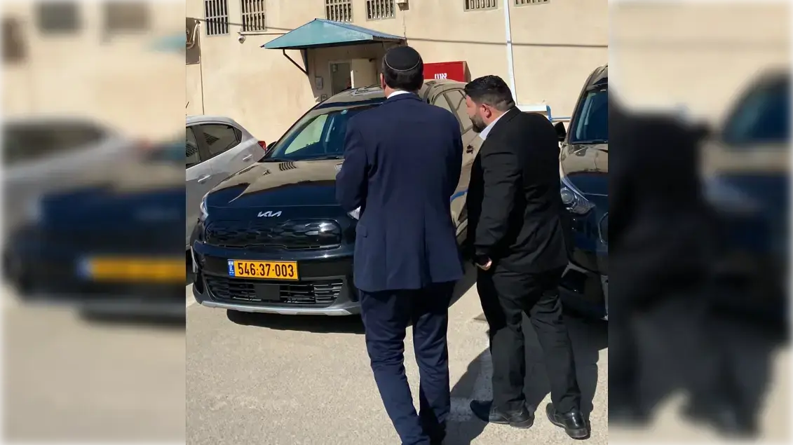 חה"כ אלמוג כהן זומן לחקירה במשרדי להב 433 חה"כ אלמוג כהן זומן לחקירה במשרדי להב 433