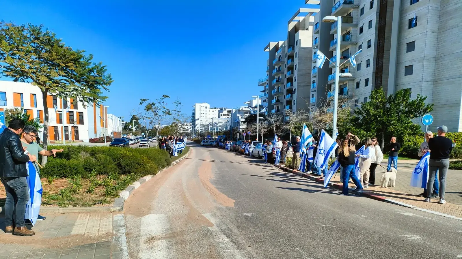 לווית החלל סמ"ר אורי ג'רבי, בן 20 מהרצליה, שנפל בקרב ברצועת עזה לווית החלל סמ"ר אורי ג'רבי, בן 20 מהרצליה, שנפל בקרב ברצועת עזה