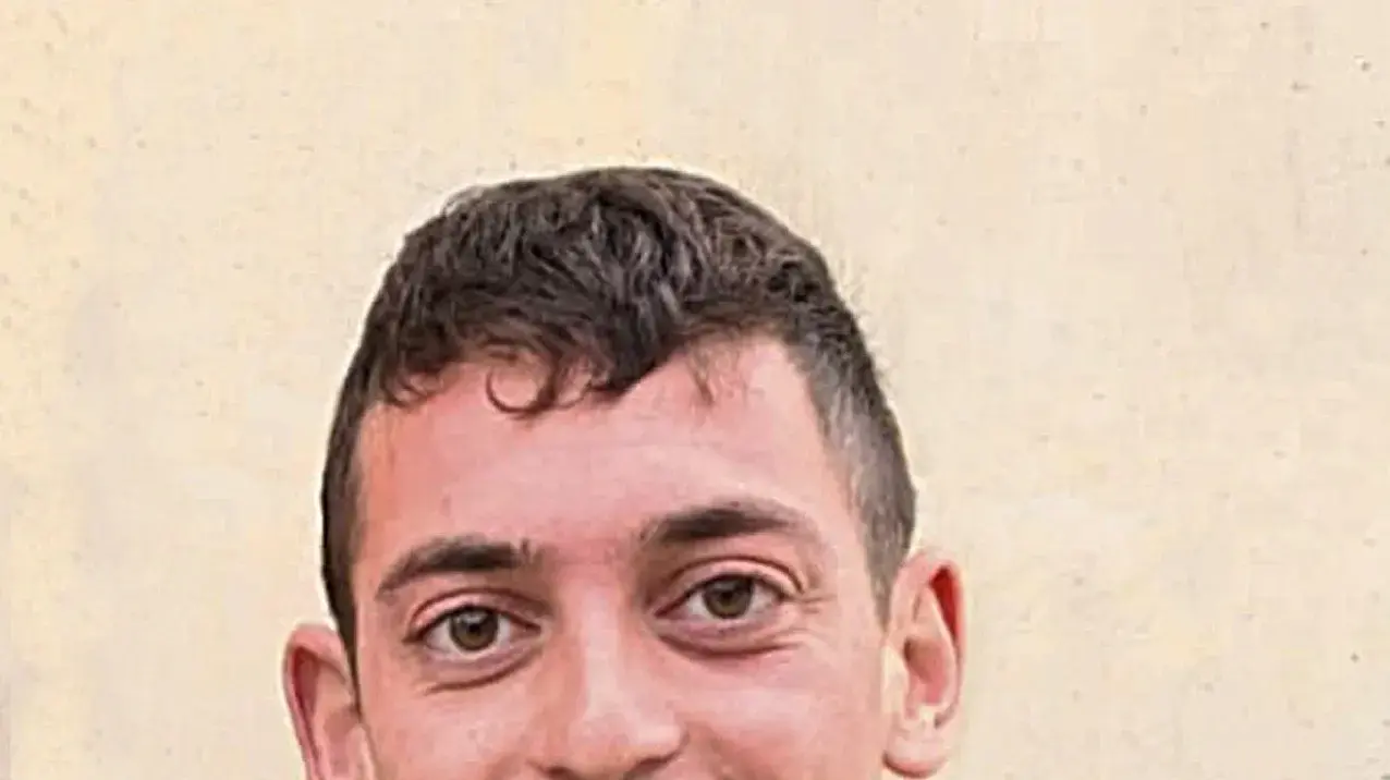 רס״ן איליי לוי, מתל אביב, מפקד פלוגה בגדוד 202, חטיבת הצנחנים, נפל בקרב בדרום רצועת עזה, בן 24 בנופלו. 22 בינואר 2024 רס״ן איליי לוי, מתל אביב, מפקד פלוגה בגדוד 202, חטיבת הצנחנים, נפל בקרב בדרום רצועת עזה, בן 24 בנופלו. 22 בינואר 2024