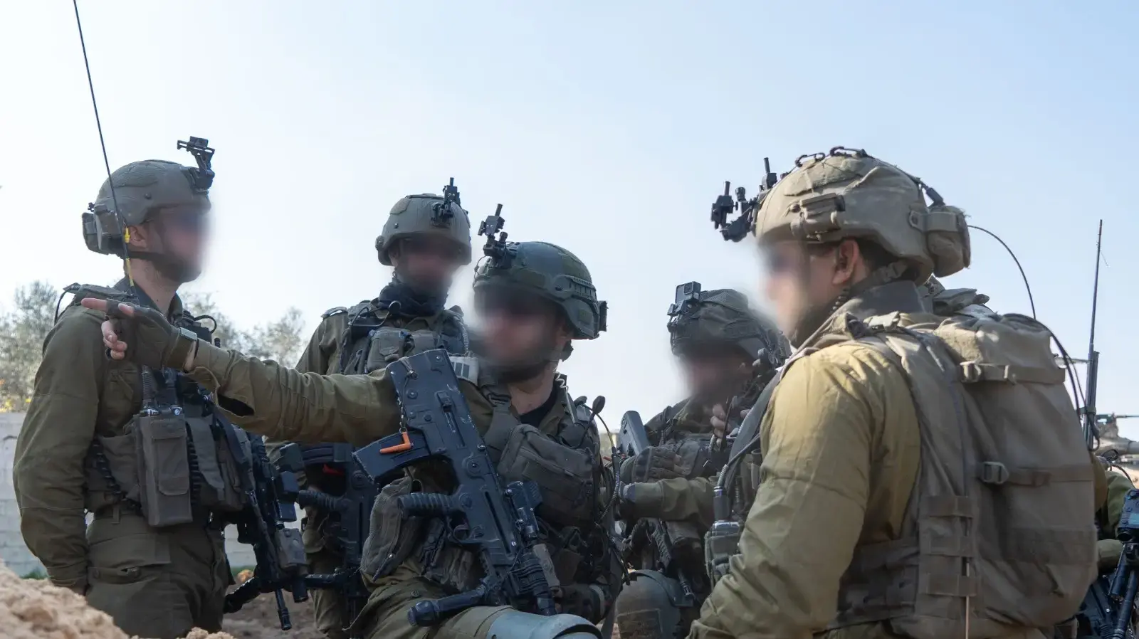 הפשיטה על מוצב האימונים של חמאס בדרג' תופאח הפשיטה על מוצב האימונים של חמאס בדרג' תופאח