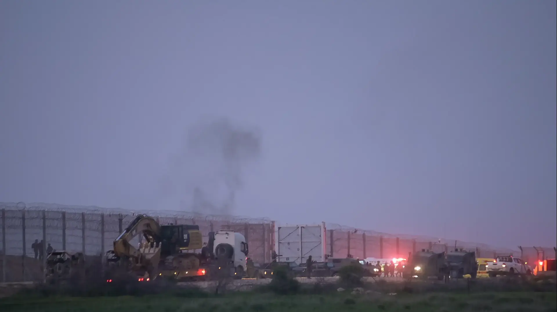 כוחות צה"ל מול כיסופים אסון קריסת המבנים בחאן יונס כוחות צה"ל מול כיסופים אסון קריסת המבנים בחאן יונס