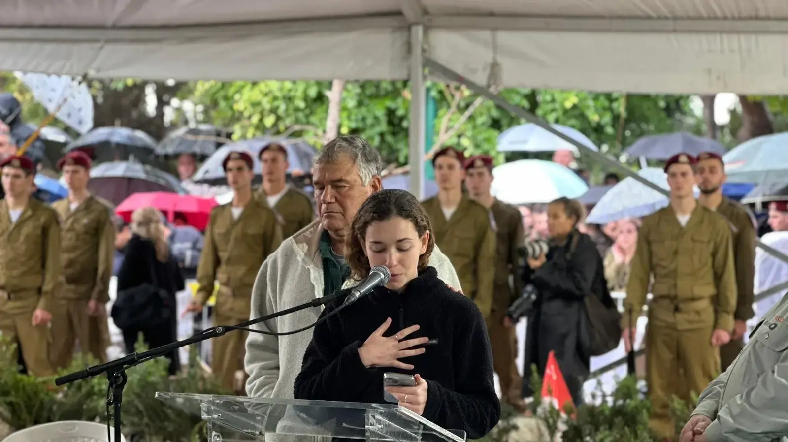 הלווייתו של איליי לוי בבית העלמין הצבאי בקריית שאול, 23.1.2024 הלווייתו של איליי לוי בבית העלמין הצבאי בקריית שאול, 23.1.2024