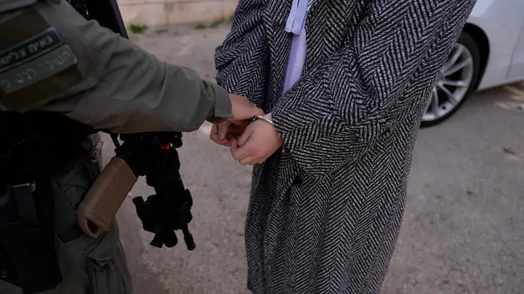 עצירת המתחזים שביצעו מבחני נהיגה עבור אחרים עצירת המתחזים שביצעו מבחני נהיגה עבור אחרים