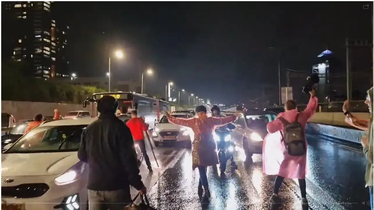 מחאת משפחות החטופים למען החזרתם הביתה, תל אביב, 25 בינואר 2024 מחאת משפחות החטופים למען החזרתם הביתה, תל אביב, 25 בינואר 2024