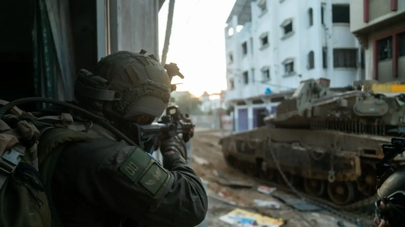 לוחמי צה"ל פועלים במערב חאן יונס. 27 בינואר 2024 לוחמי צה"ל פועלים במערב חאן יונס. 27 בינואר 2024