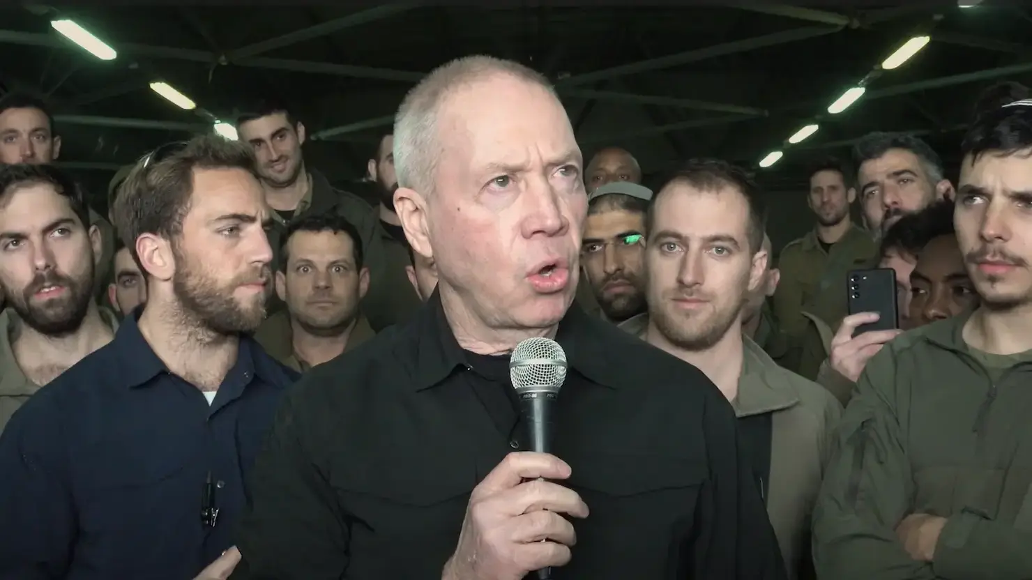 גלנט המחבלים בעזה נכנעים ומוסרים לנו מידע רגיש על חמאס גלנט המחבלים בעזה נכנעים ומוסרים לנו מידע רגיש על חמאס