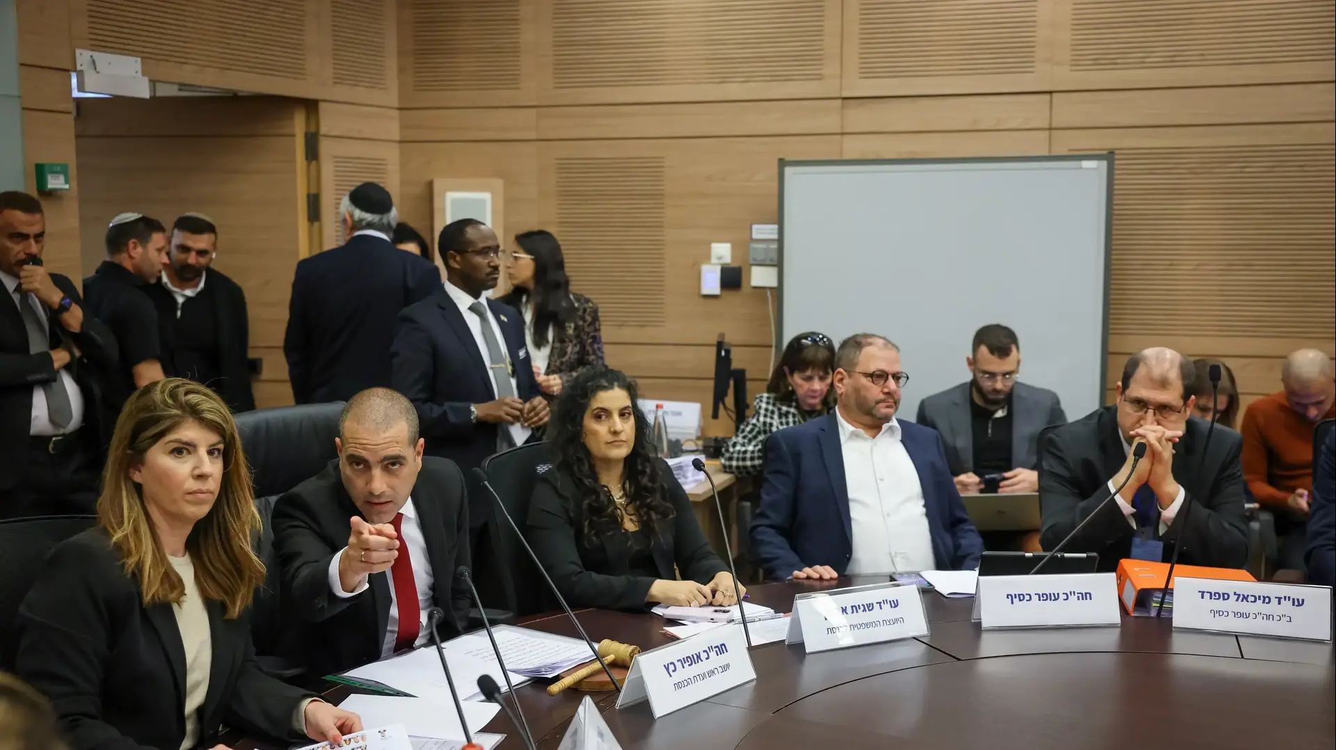 דיון בבקשה להפסקת חברותו בכנסת של חה"כ עופר כסיף, ועדת הכנסת, 29 בינואר 2023 דיון בבקשה להפסקת חברותו בכנסת של חה"כ עופר כסיף, ועדת הכנסת, 29 בינואר 2023
