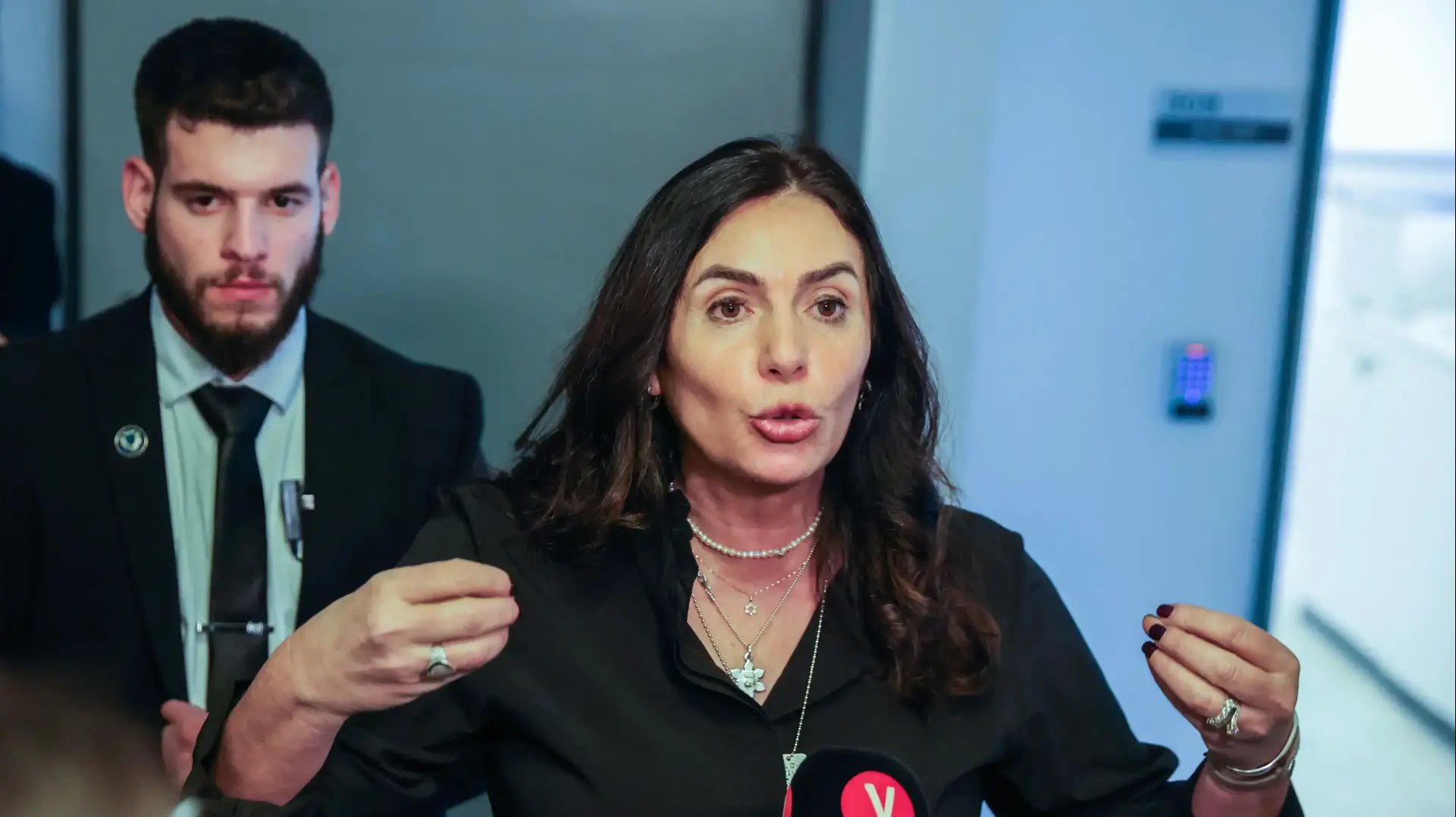 מירי רגב בדיון בעניין תביעת לשון הרע של ראש עיריית תל אביב רון חולדאי נגדה, בית משפט השלום ת"א, 31 בינואר 2024 מירי רגב בדיון בעניין תביעת לשון הרע של ראש עיריית תל אביב רון חולדאי נגדה, בית משפט השלום ת"א, 31 בינואר 2024