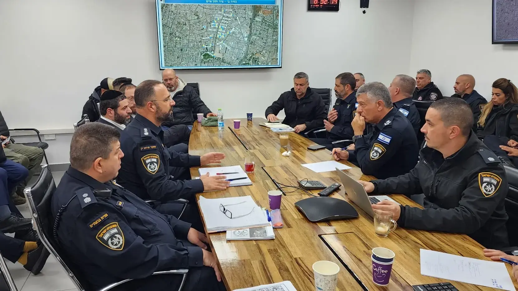 היערכות משטרת מחוז ת"א למסע הלווית ראש ישיבת 'בית מתיתיהו' הרב רבי ברוך ויסבקר זצ"ל, 2 בפברואר 2024
