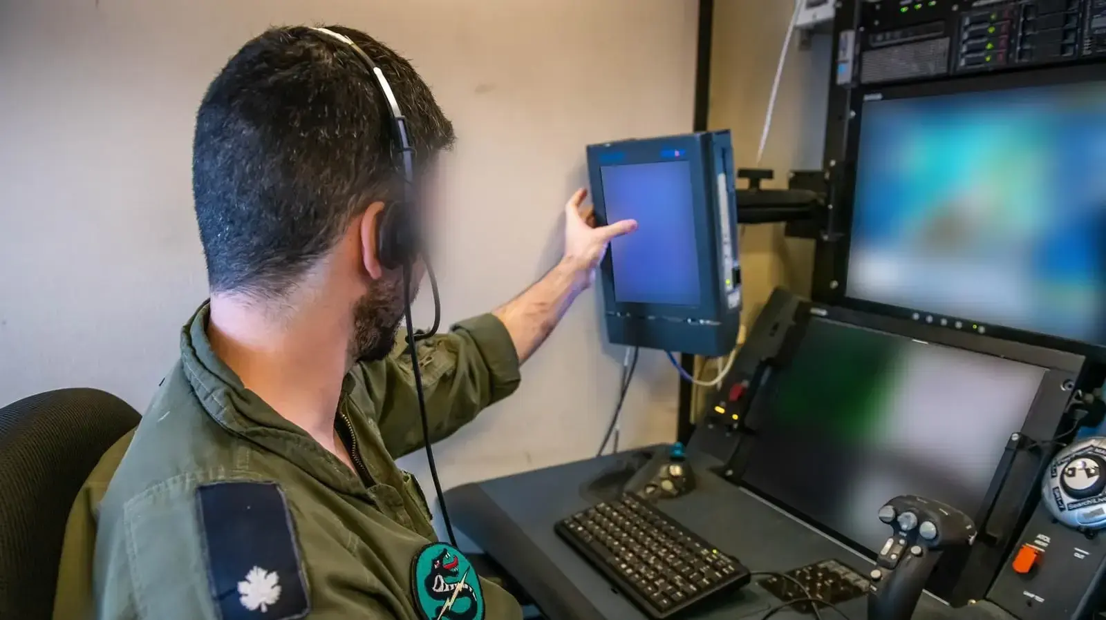 מפעיל הכטמ"ם, רס"ן ש' מפעיל הכטמ"ם, רס"ן ש'