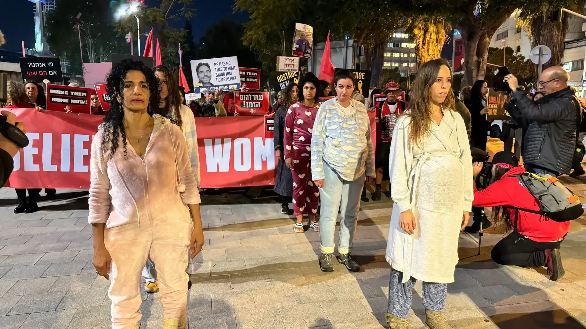 מיצג מחאה של תנועת 'בונות אלטרנטיבה', 8 בפברואר 2024 מיצג מחאה של תנועת 'בונות אלטרנטיבה', 8 בפברואר 2024