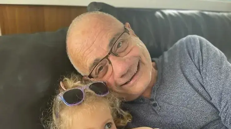 לואיס הר לואיס הר