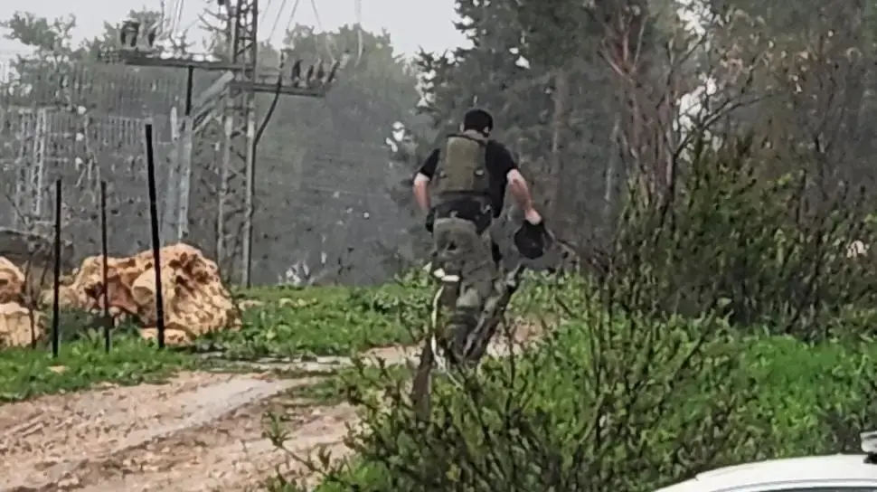 חבלן משטרה באחת מזירות נפילת רקטות, צפת, 14 בפברואר 2024 חבלן משטרה באחת מזירות נפילת רקטות, צפת, 14 בפברואר 2024