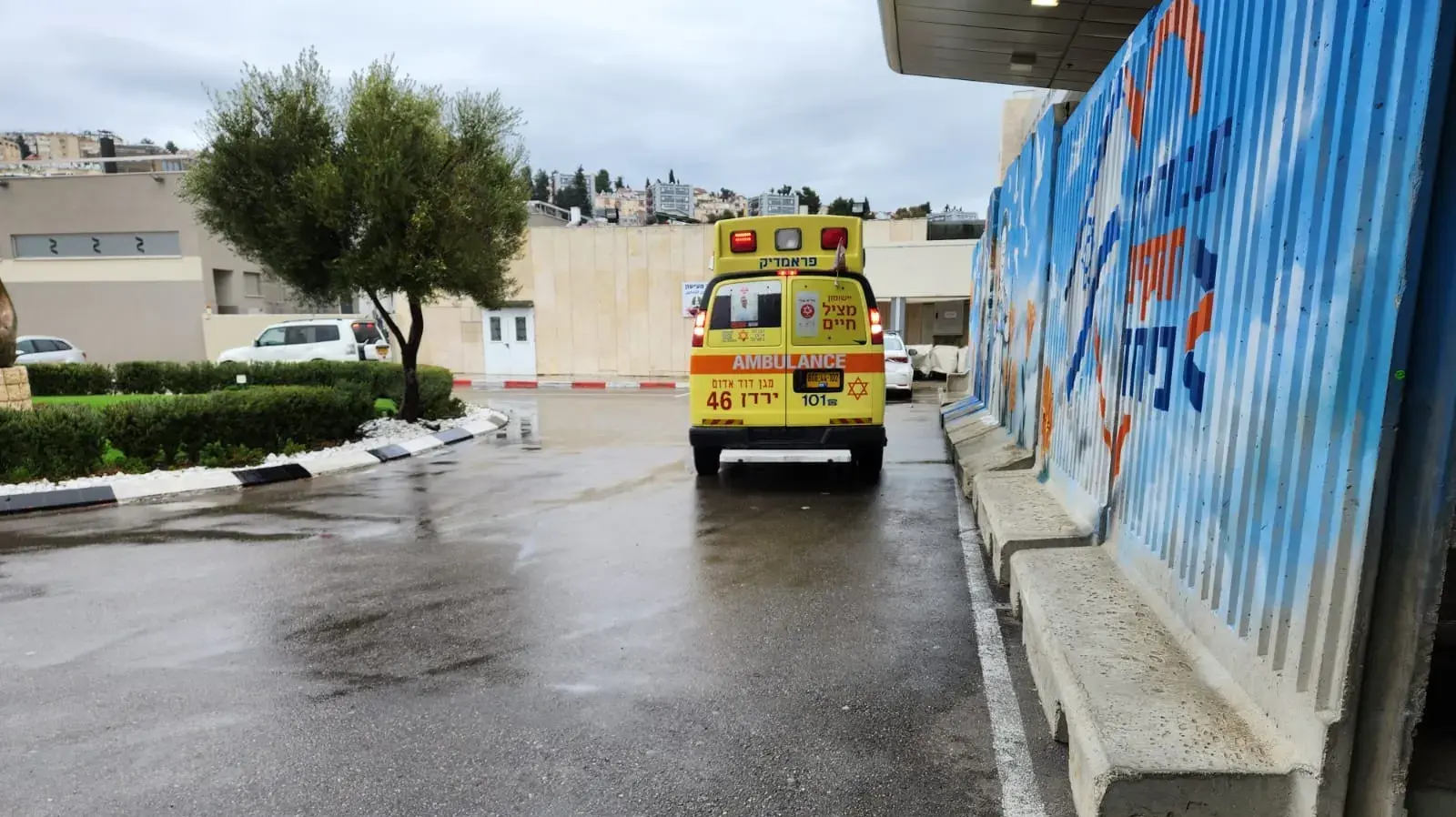 העברת פצוע מנפילת רקטה בצפת מבי"ח זיו לבי"ח רמב"ם, 14 בפברואר 2024 העברת פצוע מנפילת רקטה בצפת מבי"ח זיו לבי"ח רמב"ם, 14 בפברואר 2024