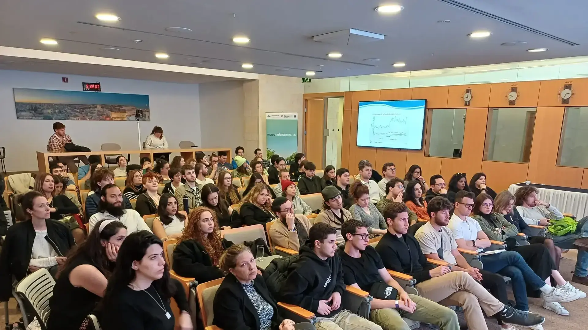 מתנדבי מסע בהכשרה במשרד החוץ מתנדבי מסע בהכשרה במשרד החוץ