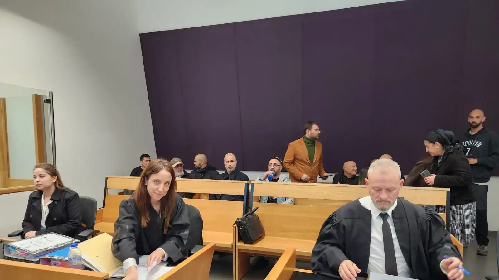 דיון הקראת כתב האישום נגד בר אסור בגין רצח דניאל אמינוב, בימ"ש מחוזי ת"א, 18 בפברואר 2024 דיון הקראת כתב האישום נגד בר אסור בגין רצח דניאל אמינוב, בימ"ש מחוזי ת"א, 18 בפברואר 2024