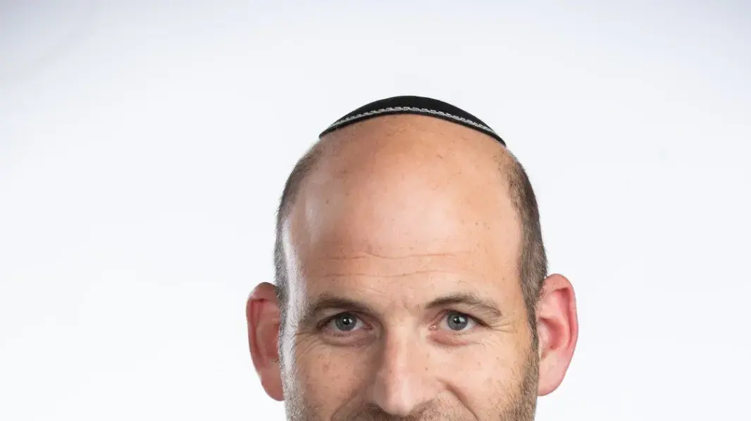 רפאל אנגל רפאל אנגל