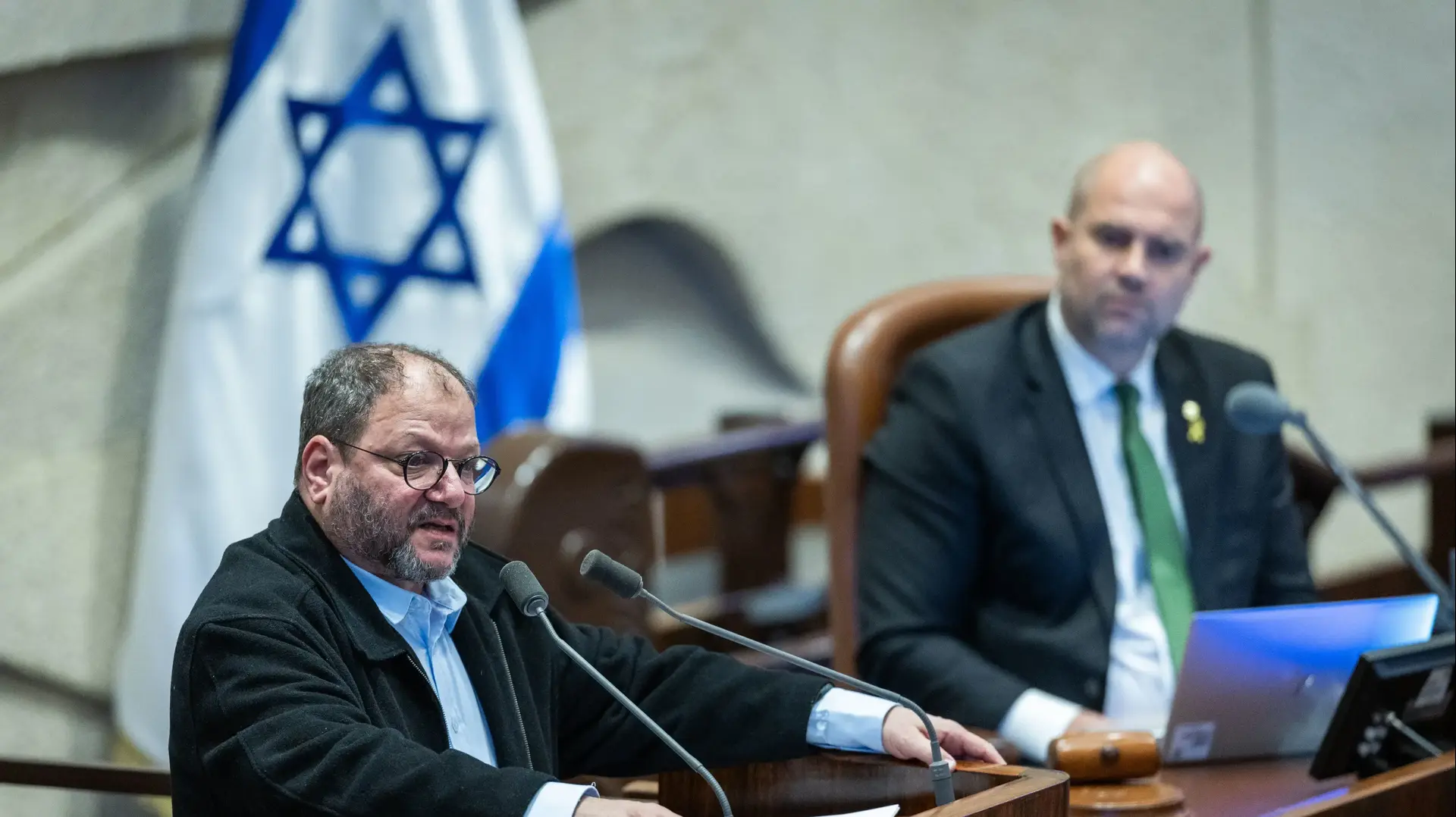 ח"כ עופר כסיף נואם במהלך דיון ההצבעה להדחתו, הכנסת, ירושלים. 10 בפברואר 2024
