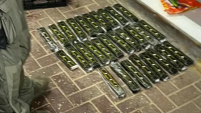 מצבור לבנות חבלה שנתפס בבני ברק