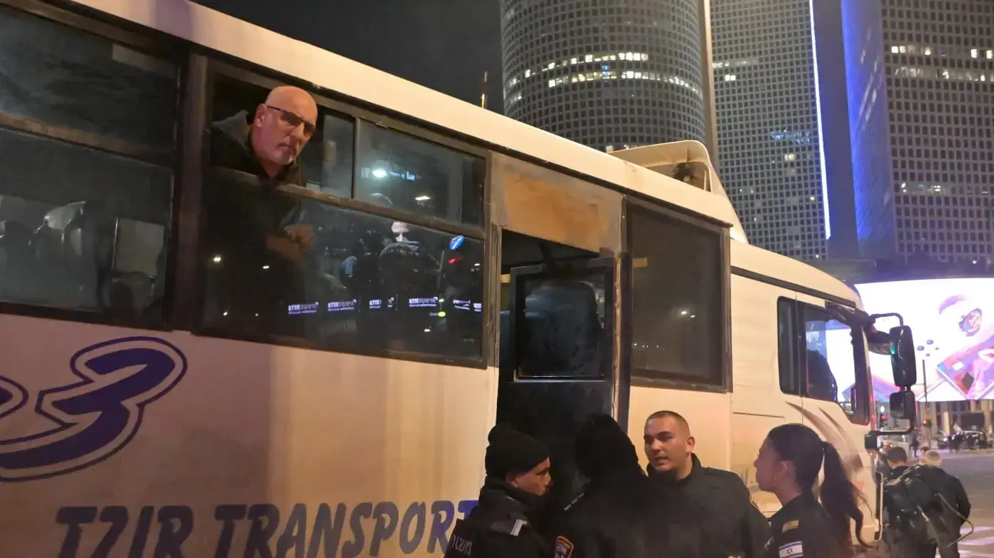 הפגנות בקפלן למען החזרת החטופים והחטופות הפגנות בקפלן למען החזרת החטופים והחטופות