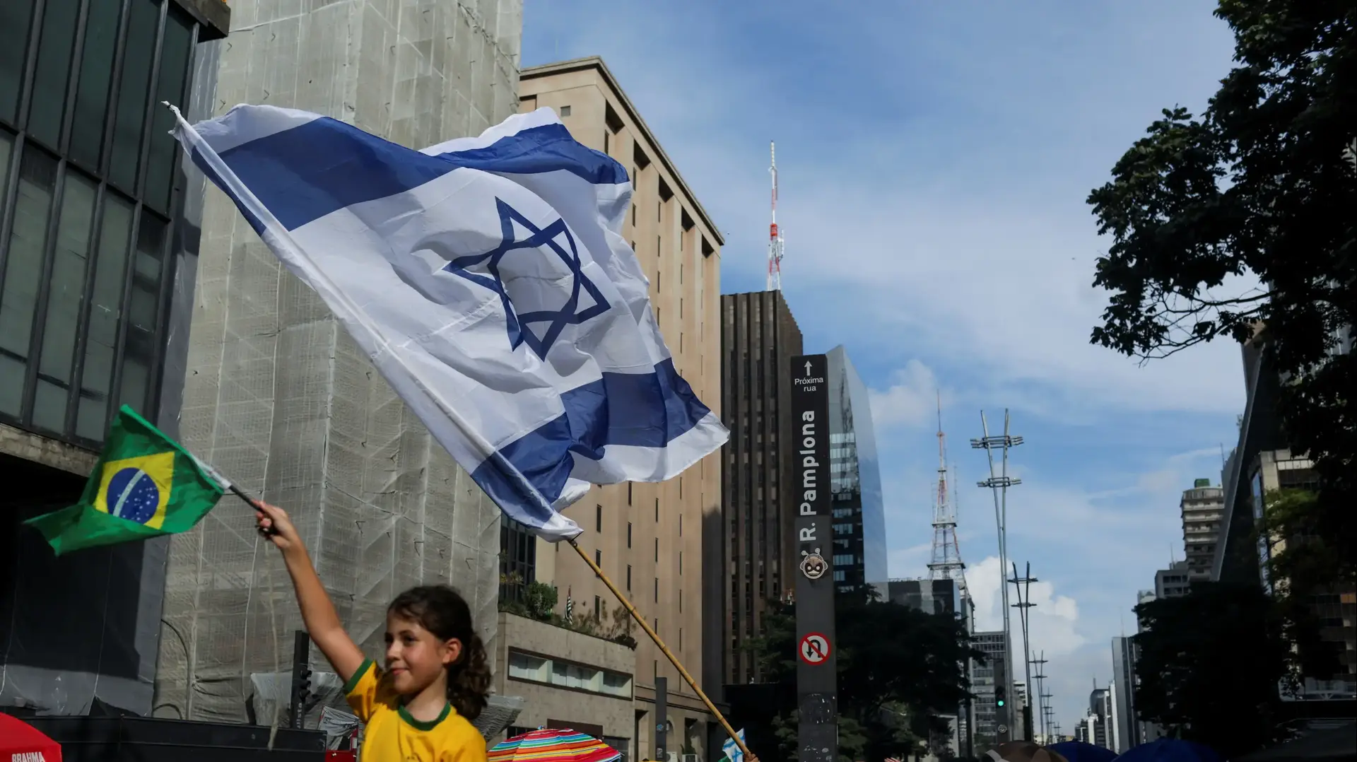 הפגנת תמיכה בבולסנרו ובישראל בסאו פאלו בברזיל