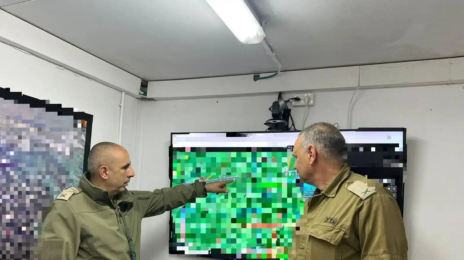 מצד ימין תא"ל משה מאיו מצד ימין תא"ל משה מאיו