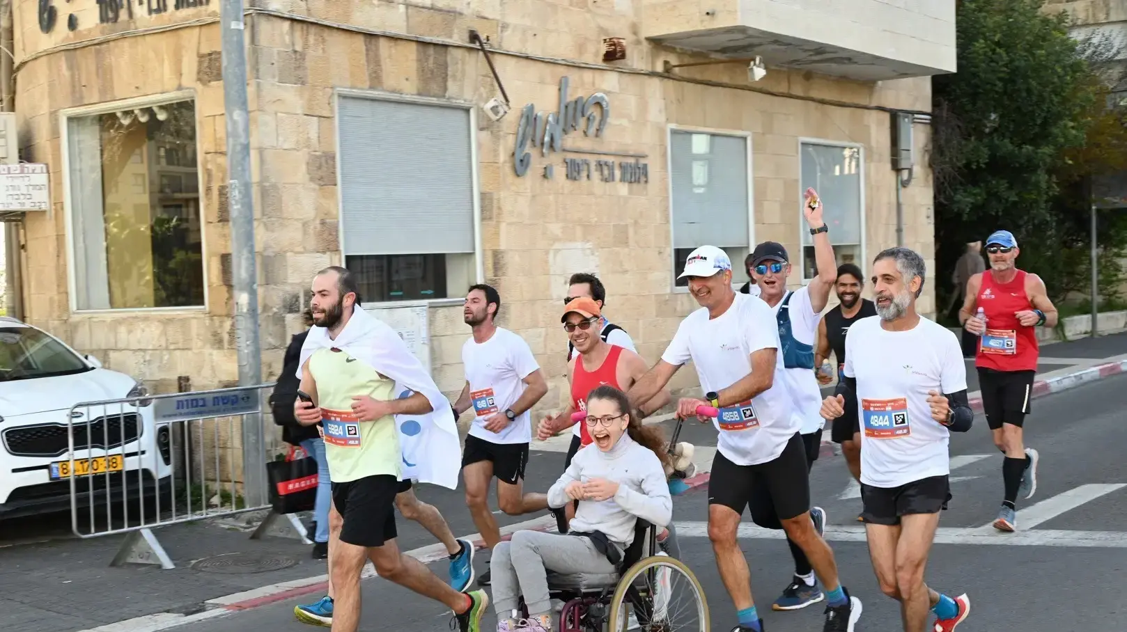 רות תשתתף במרתון ירושלים על כיסא גלגלים רות תשתתף במרתון ירושלים על כיסא גלגלים