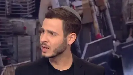 יאיר שרקי במהדורת היום עם עופר חדד, בדיון על דוח ועדת החקירה על אסון הר מירון, קשת 12, 6 במרץ 2024 יאיר שרקי במהדורת היום עם עופר חדד, בדיון על דוח ועדת החקירה על אסון הר מירון, קשת 12, 6 במרץ 2024