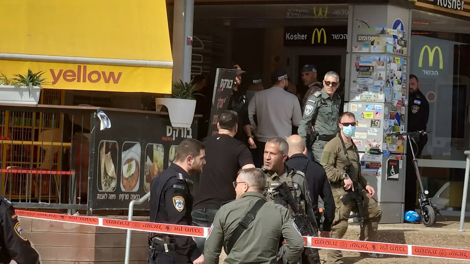 זירת פיגוע הדקירה בצומת בית קמה זירת פיגוע הדקירה בצומת בית קמה