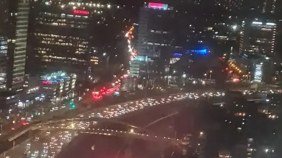 מפגינים למען החטופים חוסמים את נתיבי איילון לדרום
14 במרץ 2024 מפגינים למען החטופים חוסמים את נתיבי איילון לדרום
14 במרץ 2024