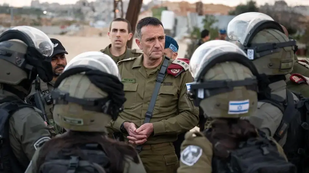 הרמטכ"ל על חודש הרמדאן: הכוחות דרוכים בכל הזירות הרמטכ"ל על חודש הרמדאן: הכוחות דרוכים בכל הזירות