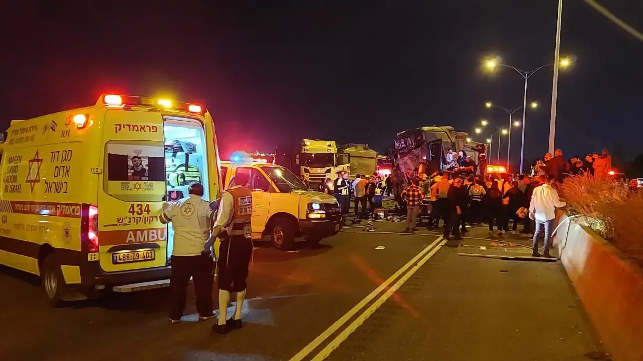 זירת התאונה בכביש 6 זירת התאונה בכביש 6