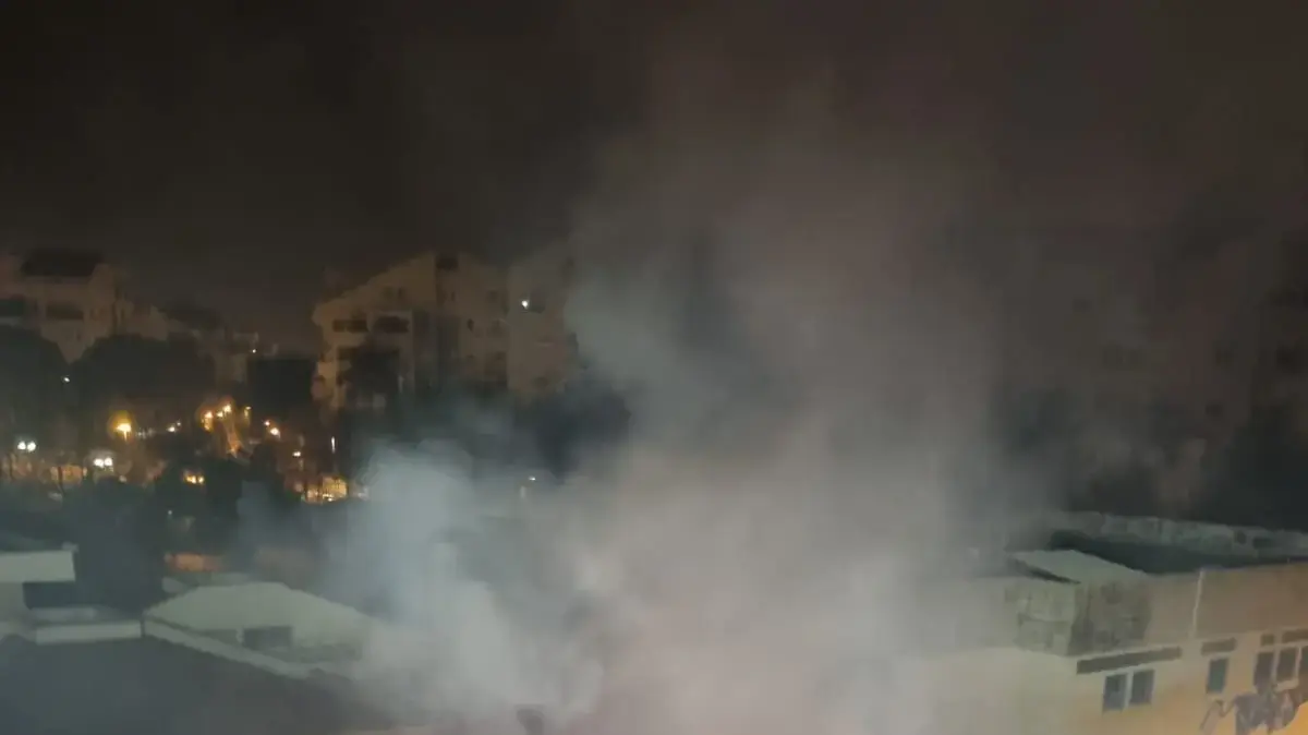 ספרי תורה שחולצו מבית כנסת בוער בכפר סבא ספרי תורה שחולצו מבית כנסת בוער בכפר סבא