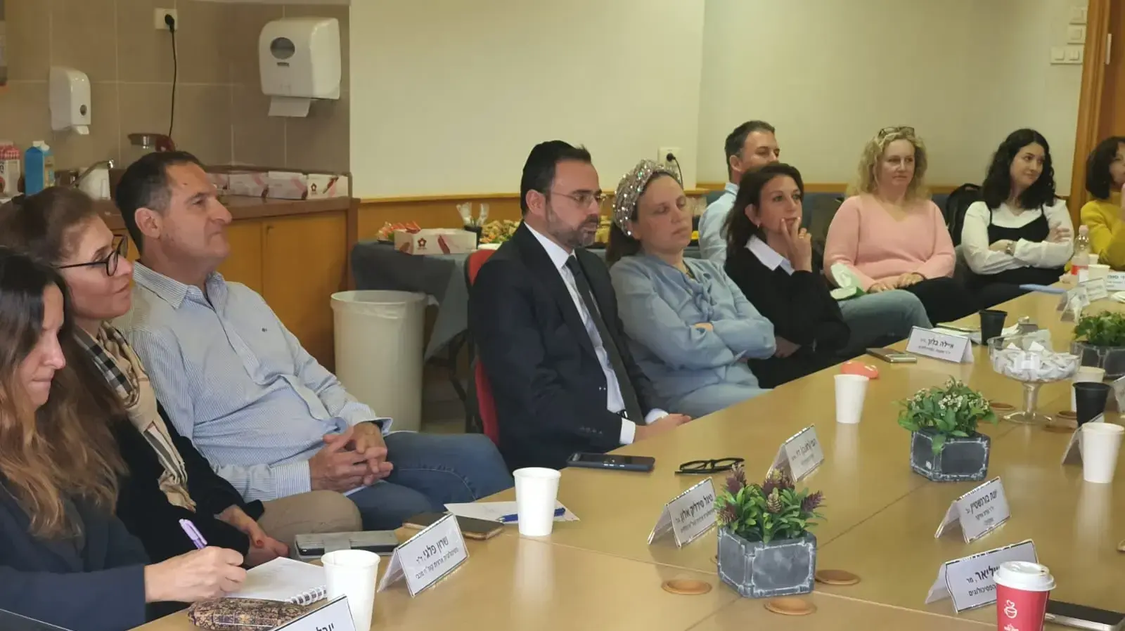 הדיון בפקולטה לפסיכולוגיה בהשתתפות שר הבריאות אוריאל רוסו הדיון בפקולטה לפסיכולוגיה בהשתתפות שר הבריאות אוריאל רוסו