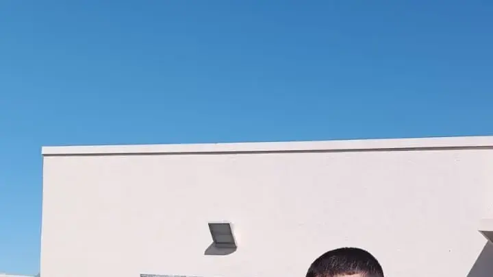 נועם כחלון מתיכון עתיד באר שבע, בתחפושת להעלאת מודעות עבור החטופים בעזה, 20 במרץ 2024 נועם כחלון מתיכון עתיד באר שבע, בתחפושת להעלאת מודעות עבור החטופים בעזה, 20 במרץ 2024