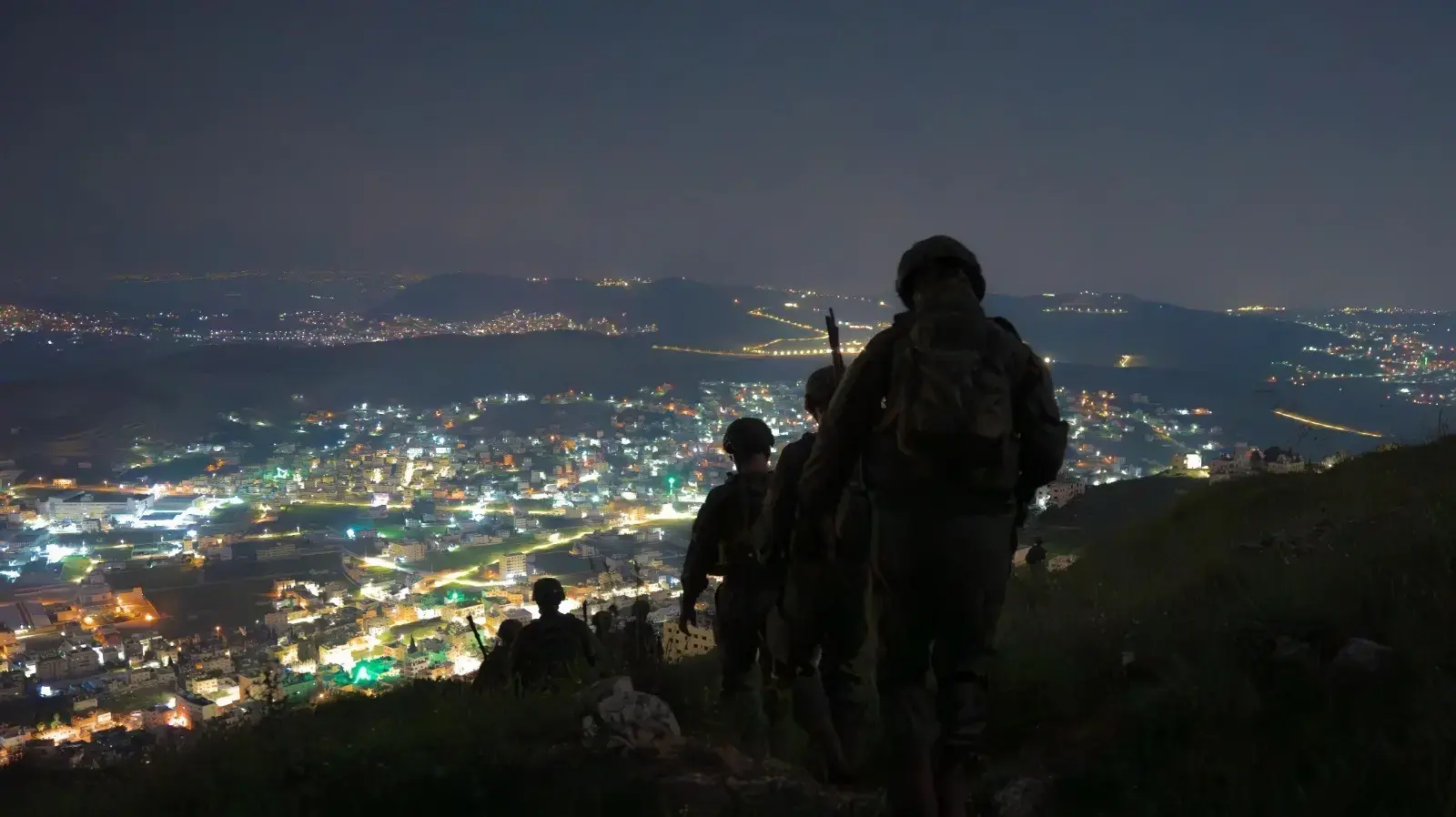 לוחמי צה"ל, שב"כ ומג"ב עצרו 14 מבוקשים ברחבי יהודה ושומרון ובמבצע חטיבתי בשכם , 24 במרץ 2024 לוחמי צה"ל, שב"כ ומג"ב עצרו 14 מבוקשים ברחבי יהודה ושומרון ובמבצע חטיבתי בשכם , 24 במרץ 2024