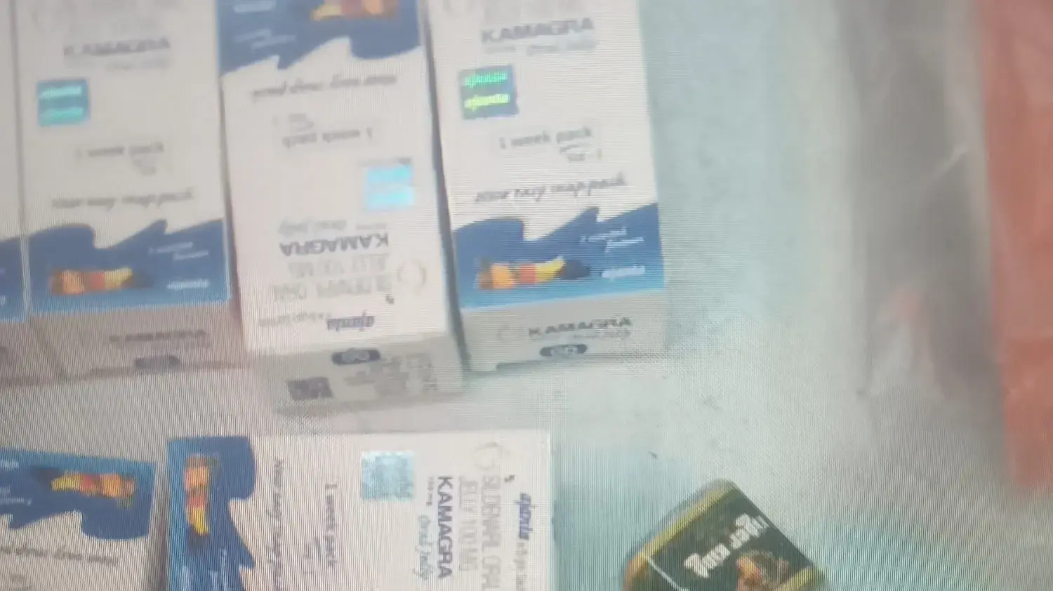 כדורי קמגרה אין אונות נתפסו במכולת בבת ים כדורי קמגרה אין אונות נתפסו במכולת בבת ים