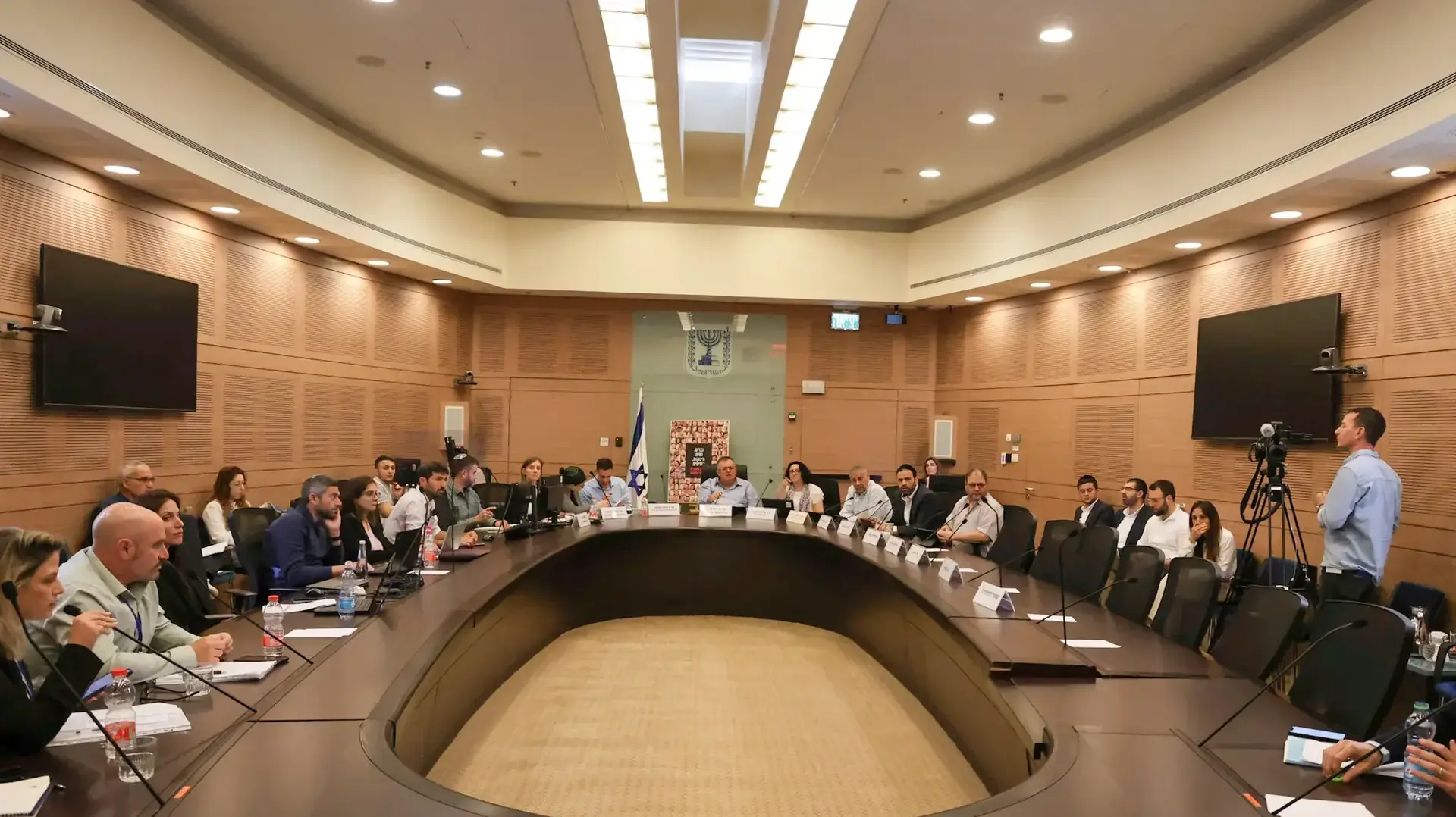 ועדת העליה הקליטה,תנאי מגוריהם של בני העדה האתיופית במרכזי הקליטה, עדכון לגבי הילדה היימנוט קסאו. 27 במרץ 2024 ועדת העליה הקליטה,תנאי מגוריהם של בני העדה האתיופית במרכזי הקליטה, עדכון לגבי הילדה היימנוט קסאו. 27 במרץ 2024
