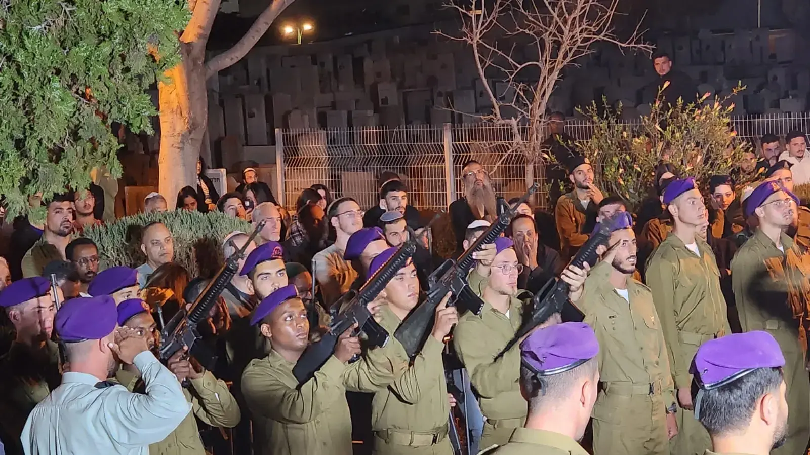 הלוויתו של סמ"ר ניסים כחלון שנפל ברצועת עזה, 28 במרץ 2024 הלוויתו של סמ"ר ניסים כחלון שנפל ברצועת עזה, 28 במרץ 2024