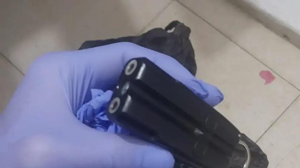 תפיסת סמים מסוג MDMA שנשלחו מהולנד בעיר רמת גן תפיסת סמים מסוג MDMA שנשלחו מהולנד בעיר רמת גן