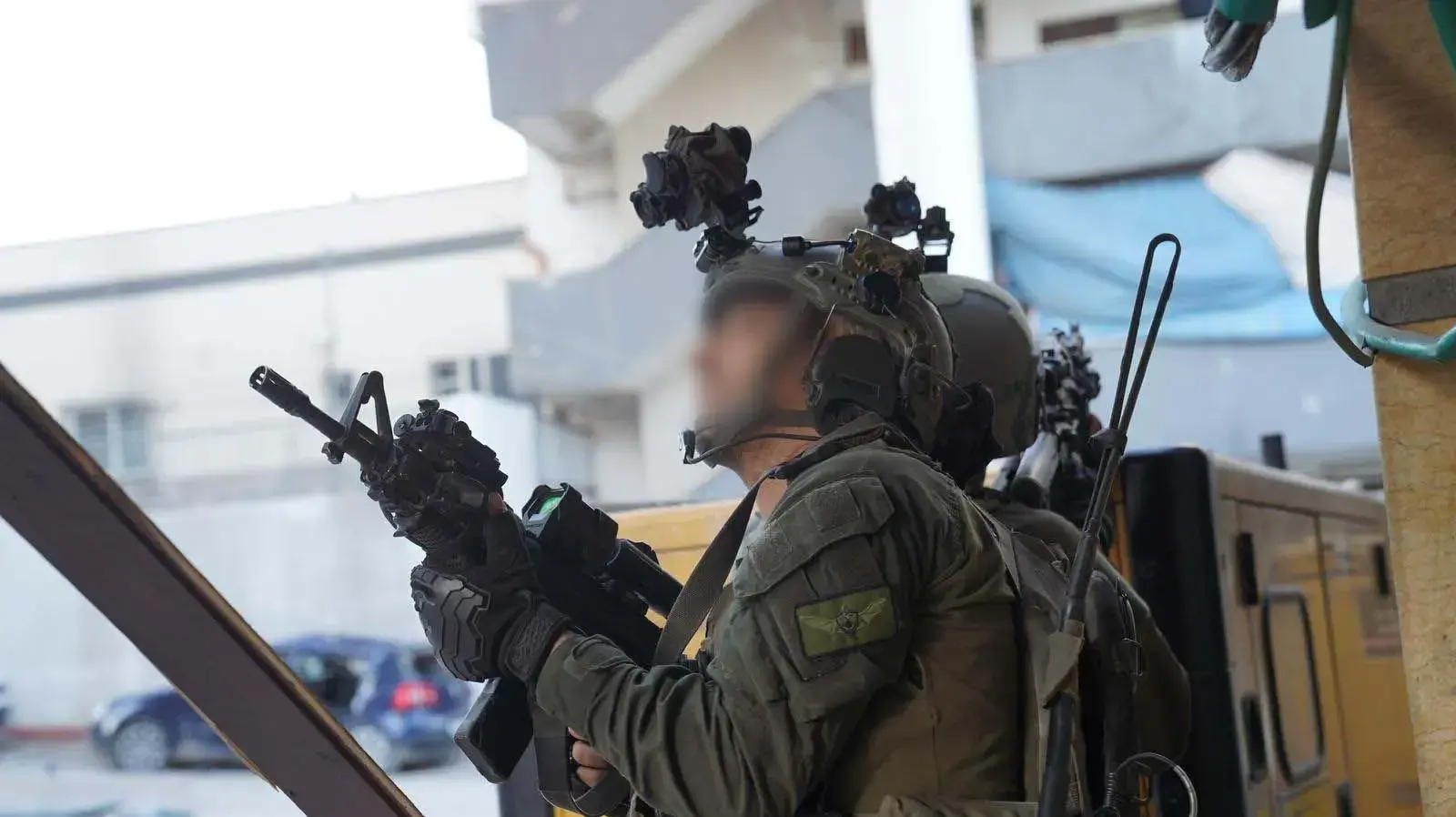 חיילי צהל במבצע בבית החולים שיפא 1 באפריל 2024 חיילי צהל במבצע בבית החולים שיפא 1 באפריל 2024