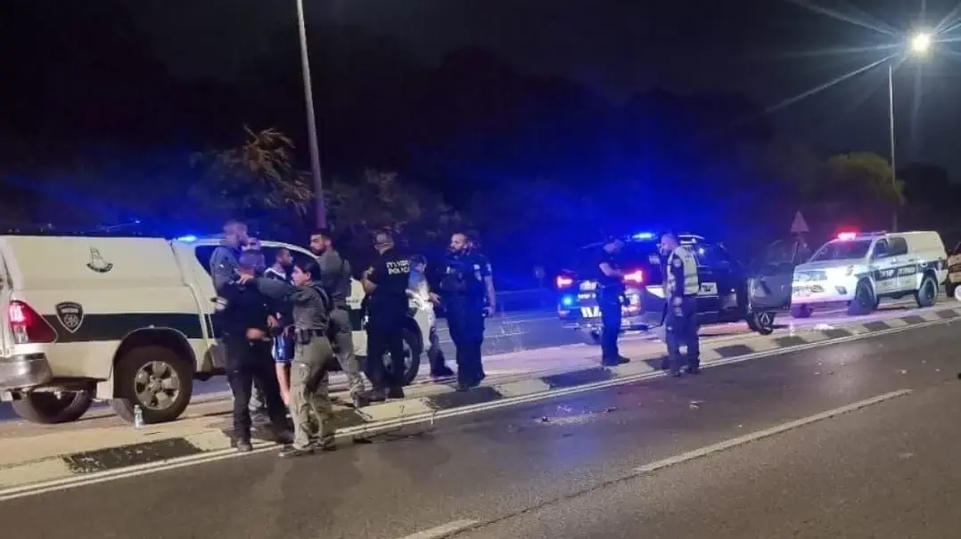 חשד לפיגוע דריסה ודקירה ליד כוכב יאיר
