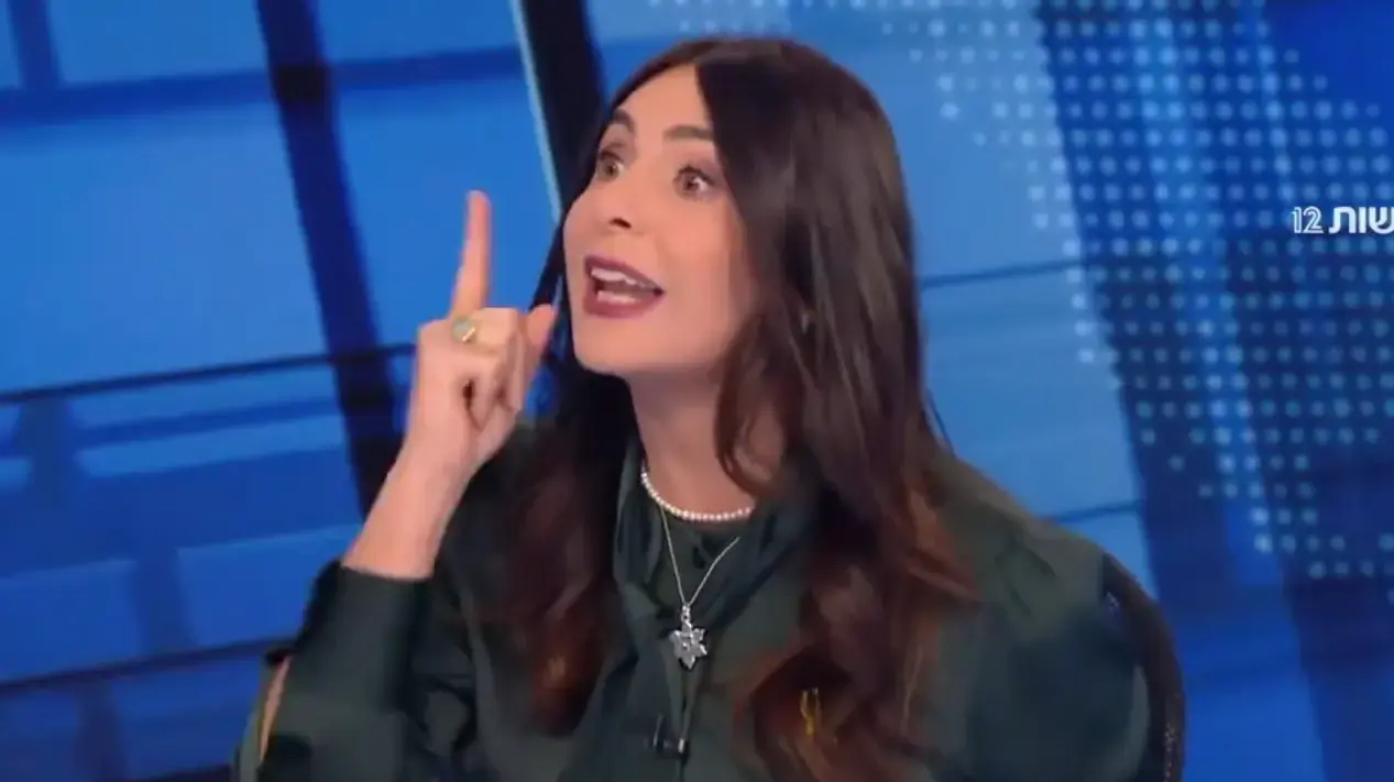 מירי רגב באולפן פגוש את העתונות מירי רגב באולפן פגוש את העתונות