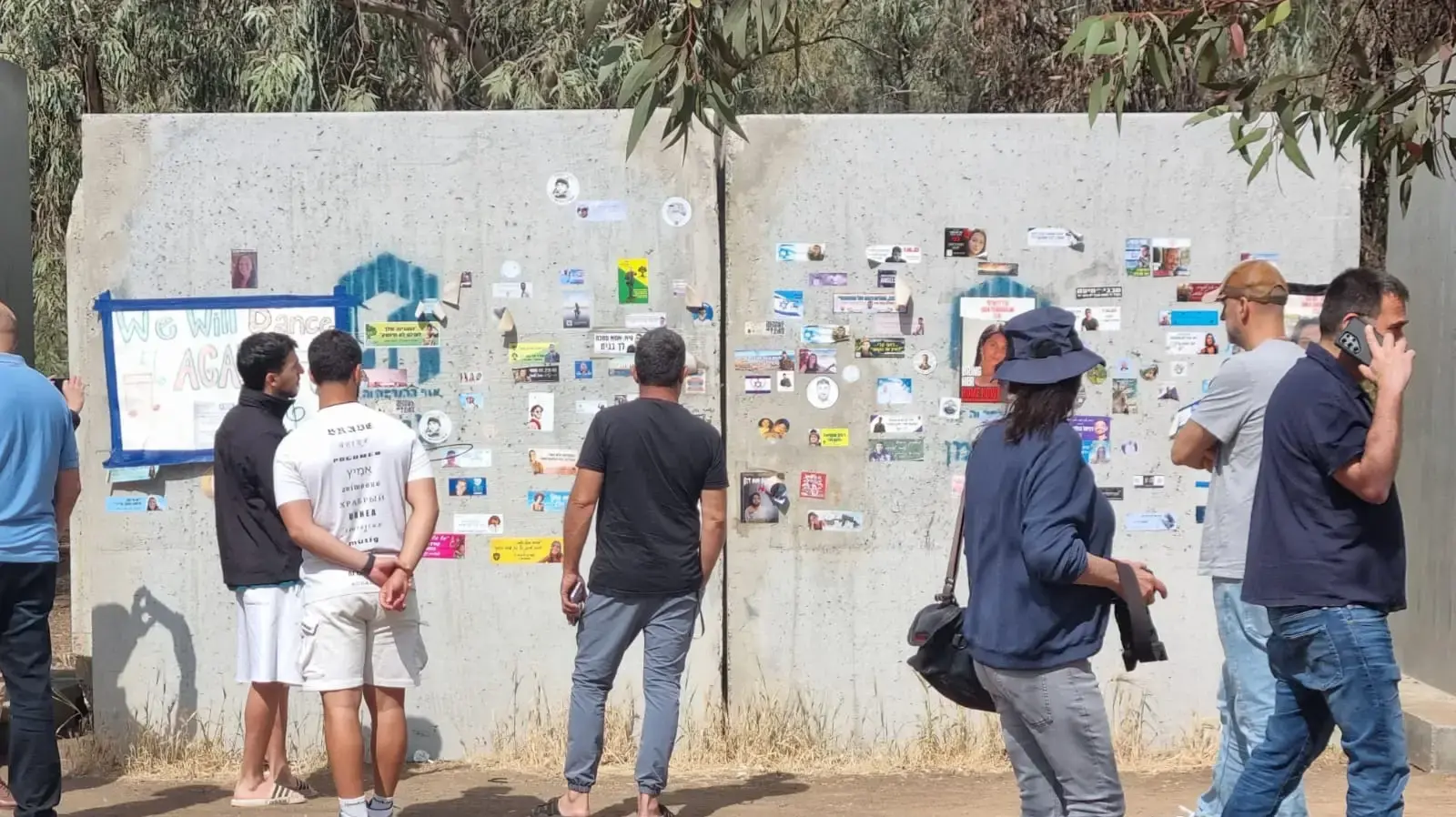 מסיבת עיתונאים במלאת חצי שנה לטבח בנוכחות משפחות הנרצחים והנרצחות, בשטח המסיבה ברעים 07 באפריל 2024 מסיבת עיתונאים במלאת חצי שנה לטבח בנוכחות משפחות הנרצחים והנרצחות, בשטח המסיבה ברעים 07 באפריל 2024