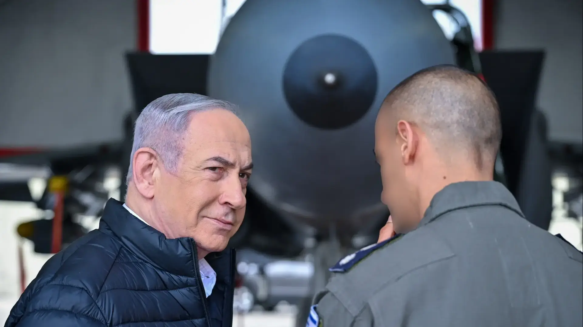ראש הממשלה בנימין נתניהו בביקורו בבסיס חיל האוויר בתל נוף ראש הממשלה בנימין נתניהו בביקורו בבסיס חיל האוויר בתל נוף