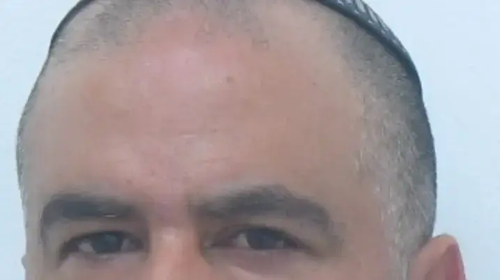 אופיר עמר החשוד בביצוע מעשים מגונים בילדה בת 10 אופיר עמר החשוד בביצוע מעשים מגונים בילדה בת 10
