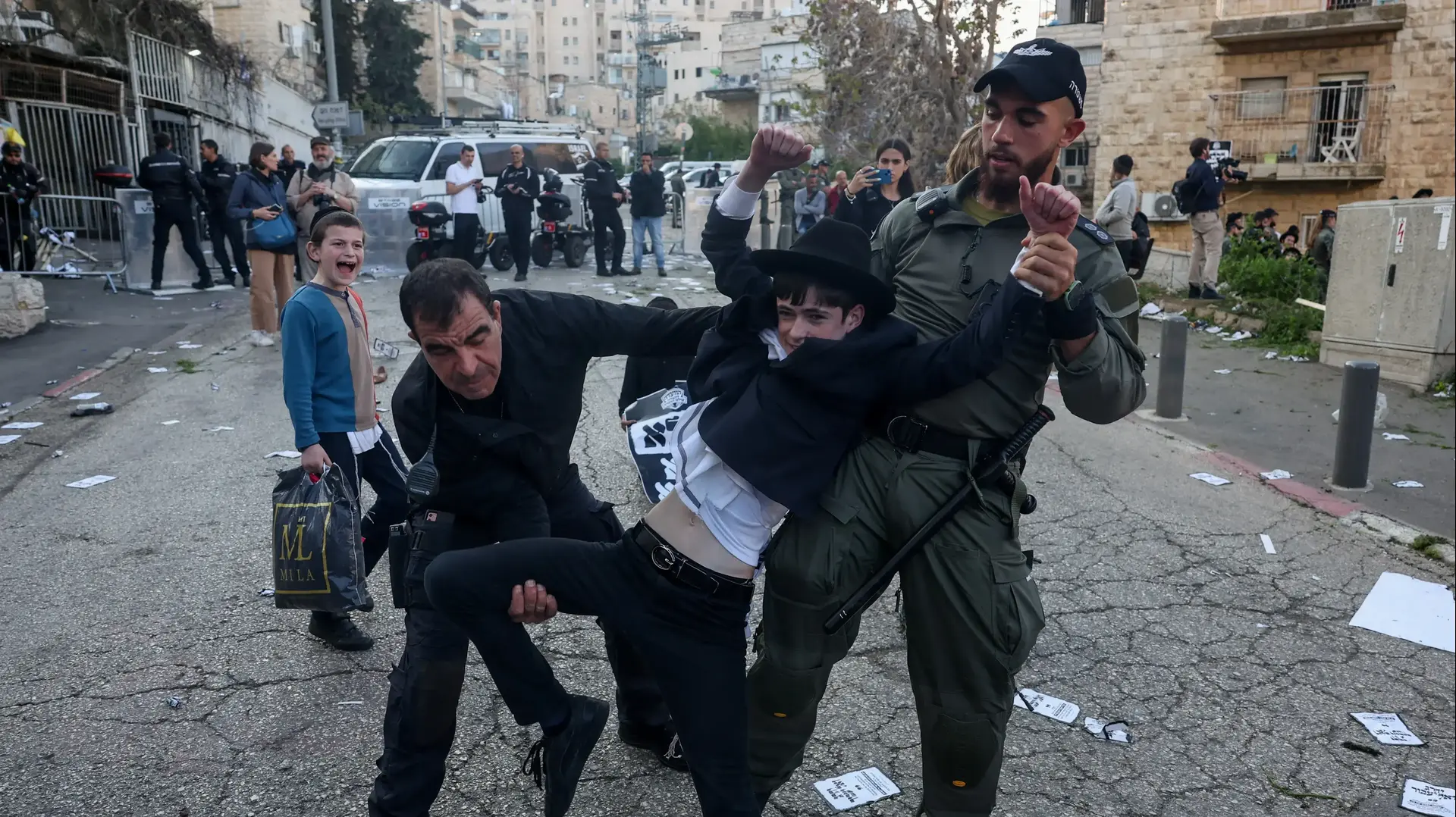 הפגנת החרדים נגד מתווה הגיוס, 11 באפריל 2024 הפגנת החרדים נגד מתווה הגיוס, 11 באפריל 2024